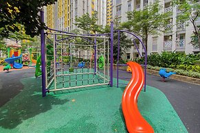 Strategic Studio At Apartment Springlake Summarecon Bekasi