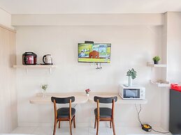 Simple Studio (No Kitchen) At Elvis Tower Apartment