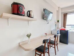 Simple Studio (No Kitchen) At Elvis Tower Apartment
