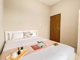 Cream Tone 1Br At Royal Sentul Park Apartment