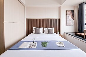 Modern Look Studio At Apartment Collins Boulevard