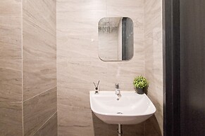 Modern Look Studio At Apartment Collins Boulevard