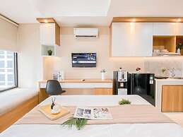 Simple Compact Studio At Apartment Pollux Chadstone