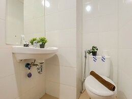 Basic Simple 1Br At Apartment Vittoria Residence