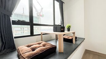 Ivory Studio At Collins Boulevard Apartment