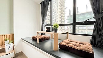 Ivory Studio At Collins Boulevard Apartment