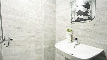 Ivory Studio At Collins Boulevard Apartment