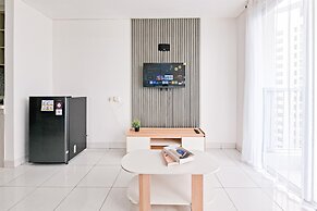 Fully Furnished 2Br Apartment At Casa De Parco