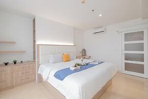 Compact Designed 1Br Apartment L'Avenue Pancoran