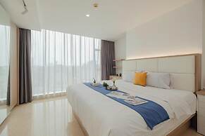 Compact Designed 1Br Apartment L'Avenue Pancoran