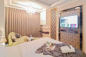 Warm Studio Apartment At Art Deco