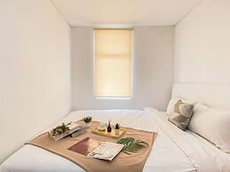 Basic Look 1 Br At Vittoria Residence Apartment