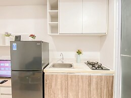 Basic Look 1 Br At Vittoria Residence Apartment