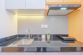 Standard Studio At Apartment Ciputra World 2