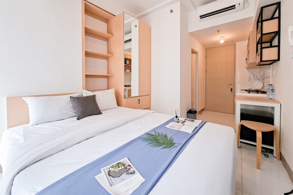 Studio Apartment At Tokyo Riverside Pik 2