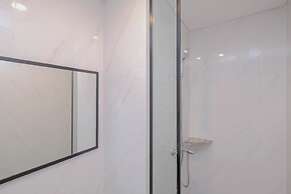 Modern Studio At Ciputra World 2 Apartment