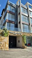 Pilots Residence