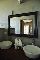 Cocaloba Adobe by Wynwood House