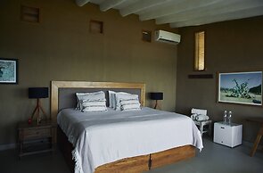 Cocaloba Adobe by Wynwood House