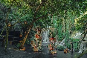 Avana Retreat