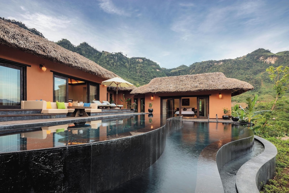 Avana Retreat