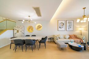 Tyms 3BR Duplex APT Xujiahui Shanghai
