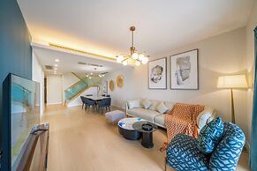 Tyms 3BR Duplex APT Xujiahui Shanghai