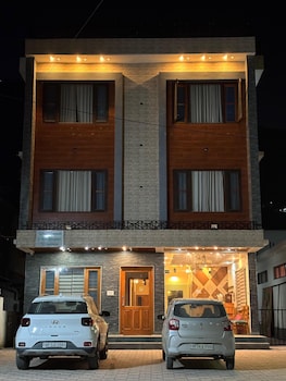 Hotel Himalayan Park