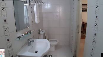 Red Roof Inn Hotel and RestaurantComilla