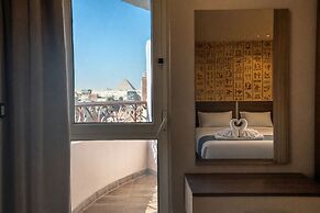 Pyraking Pyramids View Inn
