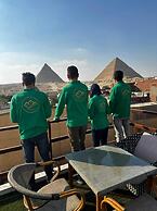 Pyraking Pyramids View Inn