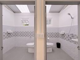 White & Green Boutique Homestay