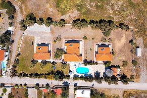 Villas Mina and Studios