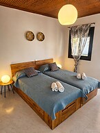 Villas Mina and Studios