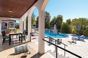 Villas Mina and Studios