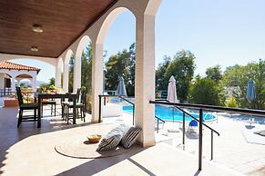 Villas Mina and Studios