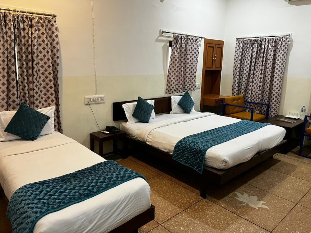 Crown Plaza Heritage