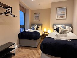 Brighton City View 3-bed Retreat