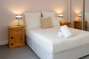 Reading Retreat 1 Bed With Private Parking