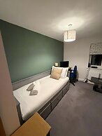 Reading Retreat 1 Bed With Private Parking