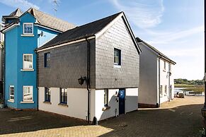 Seaview 2-bed With Private Parking, Portishead