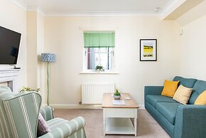 Seaview 2-bed With Private Parking, Portishead