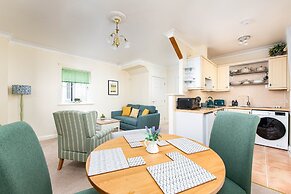 Seaview 2-bed With Private Parking, Portishead
