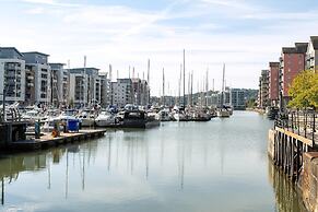 Seaview 2-bed With Private Parking, Portishead