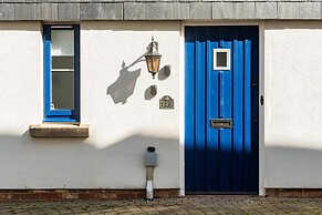 Seaview 2-bed With Private Parking, Portishead
