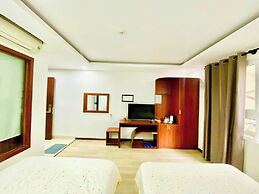 BEAR HOTEL & HOMESTAY 2