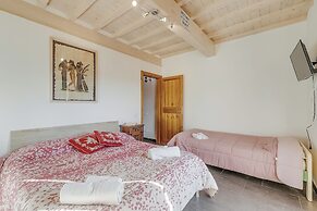 Lovely Margherita Private Pool Mugello
