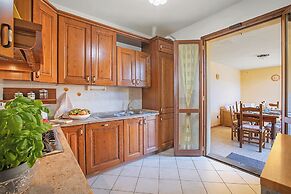 Comfortable House With Pool&lovely View