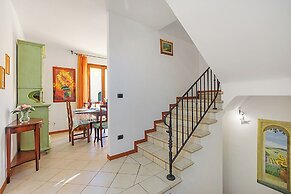Comfortable House With Pool&lovely View