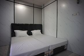 OYO 94903 Akasia Guesthouse